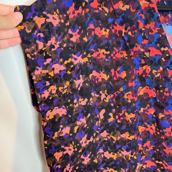 CAbi The Bonus Print blouse 3428 - Picture 4 of 7